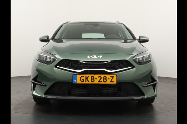 Kia Ceed Sportswagon 1.5 T-GDi DynamicLine Automaat! - Adaptieve Cruise Control - Bluetooth - LED Verlichting - Achteruitrijcamera - Grootlichtassistentie - Fabrieksgarantie Tot 2031