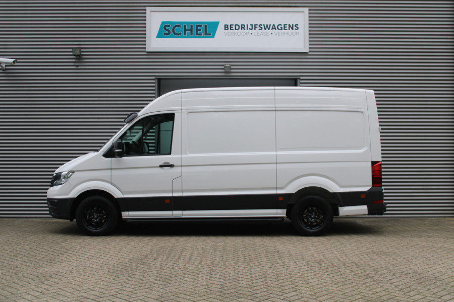 Volkswagen Crafter 35 2.0 TDI L3H3 Comfortline 140pk - LED - Carplay - Camera - Betimmering - Trekhaak - Rijklaar