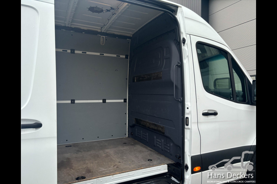 Mercedes-Benz Sprinter 319 3.0V6 L2 H2 3500KG Trekhaak Airco 3-Pers