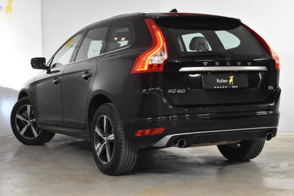 Volvo XC60 T5 245PK Automaat FWD R-Design / Panoramadak / Navigatie / Parkeersenoren V.&A. + Parkeercamera achter / Elek. verstelbare best. stoel met geheugen  / Stoelverwarming voor / Elek. bedienbare achterklep / Thuiskomer / Standkachel/