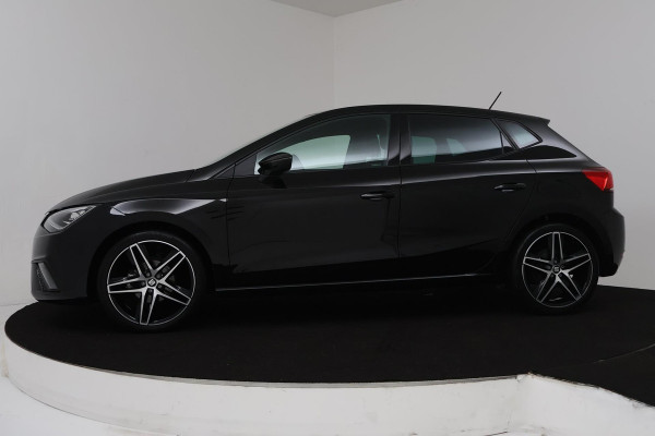 Seat Ibiza 1.0 TSI FR Business Intense (NAVIGATIE, CARPLAY, CLIMA, CAMERA, GOED ONDERHOUDEN, 1e EIGENAAR)