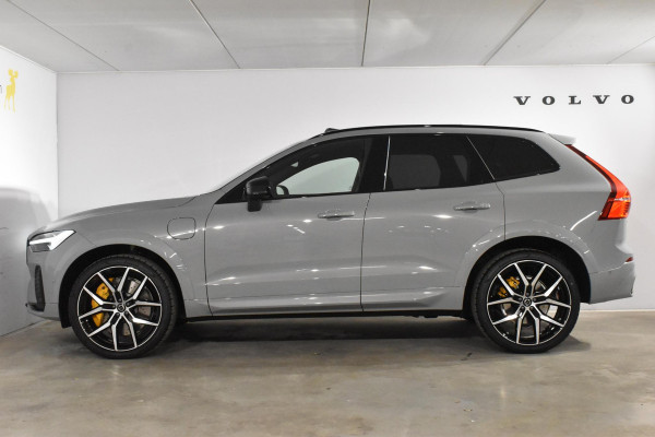 Volvo XC60 T8 455 PK Automaat AWD Polestar Engineered / Panorama Dak / Elektrische Stoelen / Head Up Display / 360 Graden Camera / Bowers & Wilkins Audio / 22'' LM Velgen /