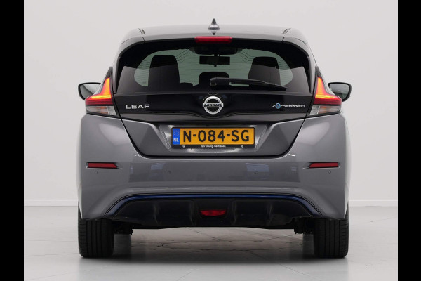 Nissan Leaf Tekna 40 kWh 150pk Navigatie Stuurverwarming 360 Camera Acc 84