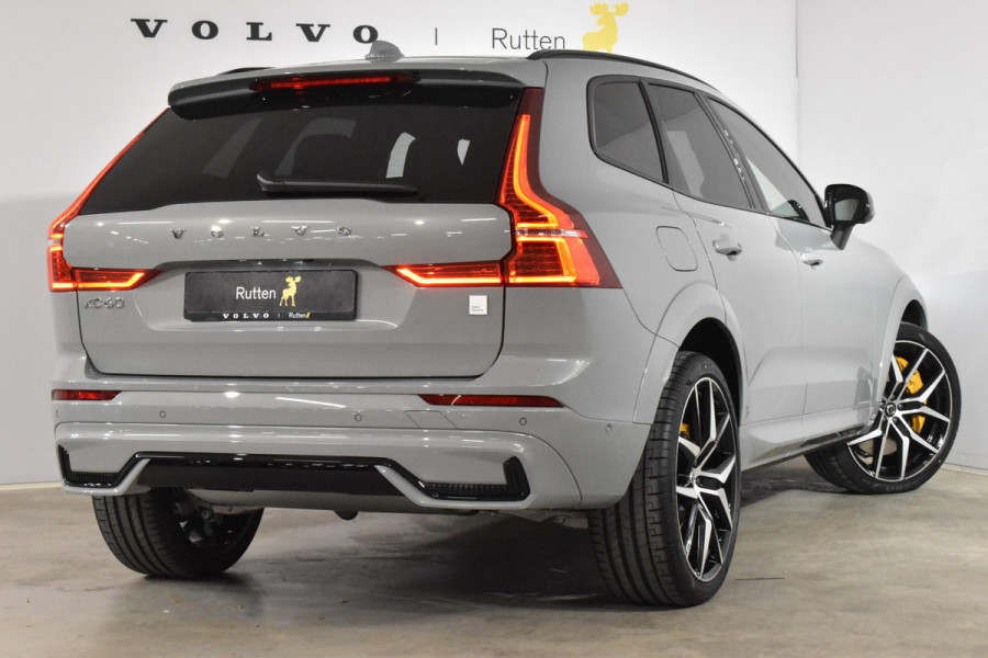 Volvo XC60 T8 455 PK Automaat AWD Polestar Engineered / Panorama Dak / Elektrische Stoelen / Head Up Display / 360 Graden Camera / Bowers & Wilkins Audio / 22'' LM Velgen /