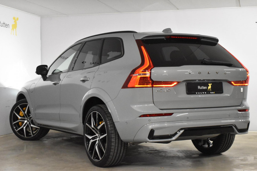 Volvo XC60 T8 455 PK Automaat AWD Polestar Engineered / Panorama Dak / Elektrische Stoelen / Head Up Display / 360 Graden Camera / Bowers & Wilkins Audio / 22'' LM Velgen /