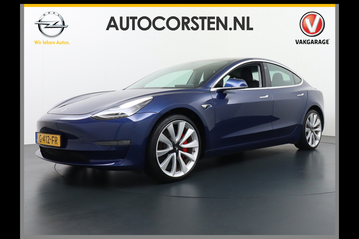 Tesla Model 3 Performance AWD 513pk 0-100 3,4 sec. 20" FSD-vb. AutoPilot Carbon Spoiler Premium-HiFi Pano.dak Camera Leer Adaptive-Cruise+Stop 4wd Rode Remklauwen Carbon-Spoiler Premium Audio Veel grip door 4WD vierwielaandrijving.  Origineel Nederlandse auto ! 1e eigenaar 69250 nieuw