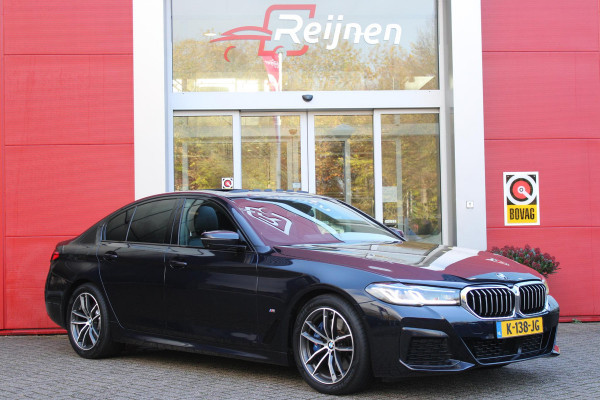 BMW 5 Serie 530i 252PK AUTOMAAT HIGH EXECUTIVE EDITION | ELEKTRISCH WEGKLAPBARE TREKHAAK | PANORAMISCH SCHUIF/KANTEL DAK | BMW LASER LIGHT KOPLAMPEN | ELEKTRISCH VERSTELBARE STOELEN MET GEHEUGEN FUNCTIE | ELEKTRISCH VERSTELBAAR STUUR KOLOM | APPLE CARPLAY/ANDROID AUTO | LEDEREN BEKLEDING | ACHTERUITRIJ CAMERA | STOEL VERWARMING | ORIGINEEL NEDERLANDSE AUTO! | M-PERFORMANCE REMMEN | 360° CAMERA | DODEHOEK DETECTIE | 2000KG TREKGEWICHT! |