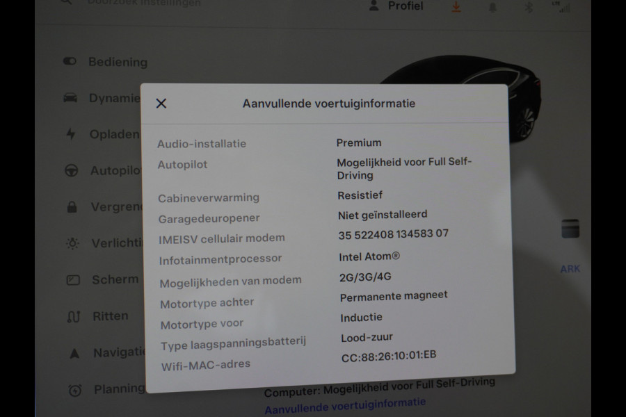 Tesla Model 3 Long Range 75 kWh 19" 463PK FSD-vb. Premium-Audio 4WD AutoPilot Pano.dak Camera Leer Adaptive-Cruise+Stop&Go  PDC-A+Voor Wifi Ec Veel grip door AWD vierwielaandrijving.  Origineel Nederlandse auto ! 1e Eigenaar grootste accu ! tot 16,5 kwh thuis laden, 120kw/h snelladen per uur ! Zeer Compleet 61.000 nieuw