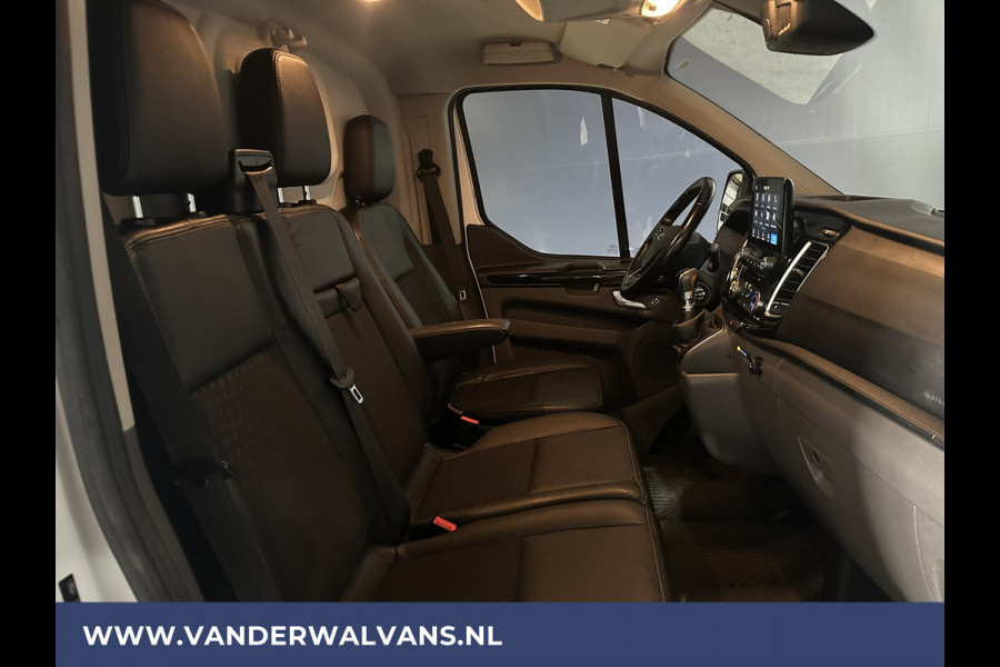 Ford Transit Custom 2.0 TDCI 185pk L1H1 SPORT Euro6 Airco | Camera | Navigatie | XENON | Android Auto | Cruisecontrol LED, LM velgen, Trekhaak, Stoelverwarming, Verwarmde voorruit, Parkeersensoren, Leder, Bijrijdersbank