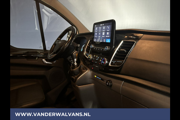 Ford Transit Custom 2.0 TDCI 185pk L1H1 SPORT Euro6 Airco | Camera | Navigatie | XENON | Android Auto | Cruisecontrol LED, LM velgen, Trekhaak, Stoelverwarming, Verwarmde voorruit, Parkeersensoren, Leder, Bijrijdersbank