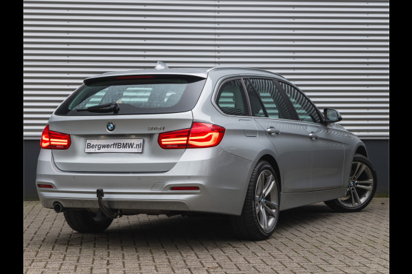 BMW 3 Serie Touring 318i - Trekhaak - LED - Navigatie - Bluetooth