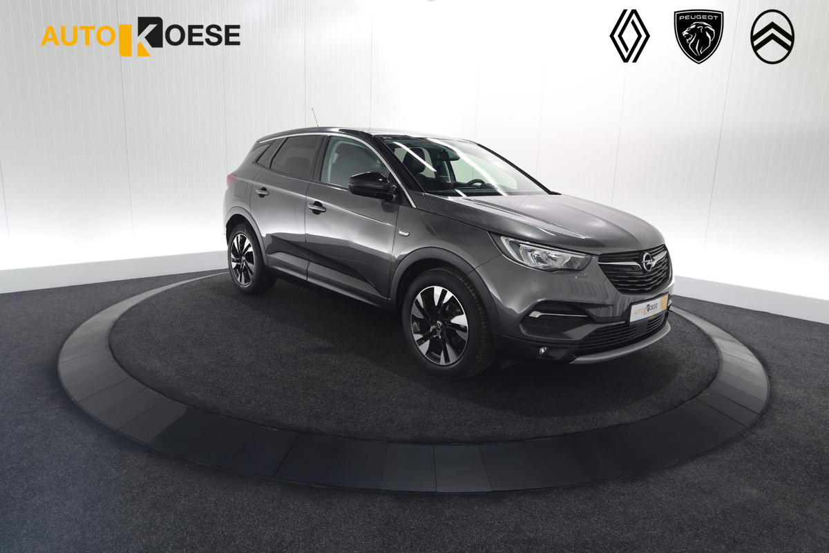 Opel Grandland X Turbo 130pk Automaat Innovation | Camera | Parkeersensoren | Apple Carplay