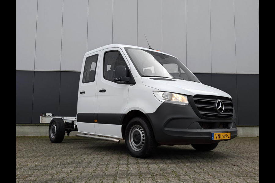 Mercedes-Benz Sprinter 311 114PK DUBBELE CABINE CHASSIS CABINE CLIMA CRUISE 2000KG TREKHAAK 6 ZITPLAATSEN