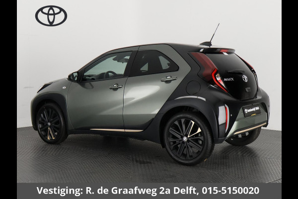 Toyota Aygo X 1.0 VVT-i MT Premium | Stoelverwarming | Keyless Entry | Parkeersensoren | Navigatie |