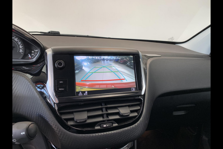 Peugeot 208 1.2 PureTech Allure Navigatie | Cruise Control | Android auto / Apple carplay