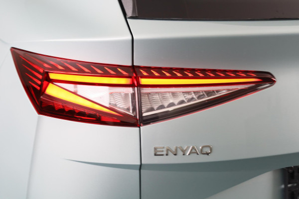 Škoda Enyaq 85 Business Edition 286 pk SUV | 20 inch | Trekhaak | Adaptive Cruise Control | Blind Spot