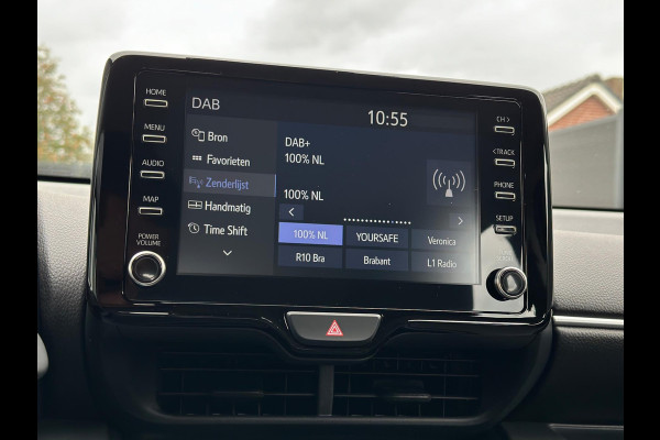 Toyota Yaris 1.5 Hybrid Business Plus CarPlay Camera