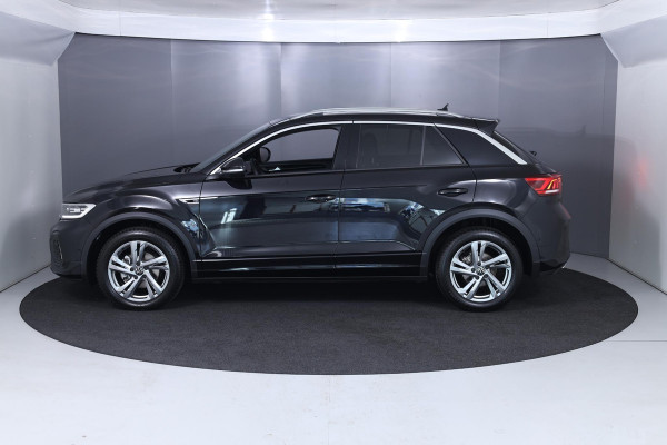 Volkswagen T-Roc 1.5 TSI R-Line 150 pk Automaat (DSG) | Private lease vanaf € 697,- pm | Navigatie | Parkeersensoren (Park assist) | Achteruitrijcamera | Adaptieve cruise control | Stoelverwarming |