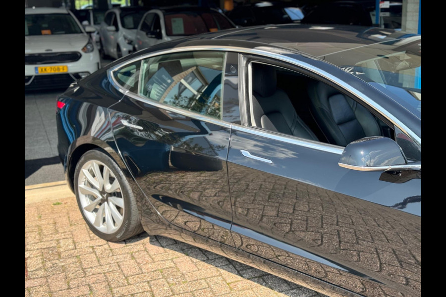 Tesla Model 3 Long Range AWD 75 kWh 2019 Zwart NAP 1e Eig!