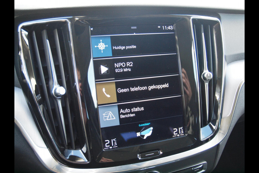 Volvo V60 2.0 T6 Recharge AWD Business Pro | Plug-in Hybride | Trekhaak | Apple Carplay NL-Auto |