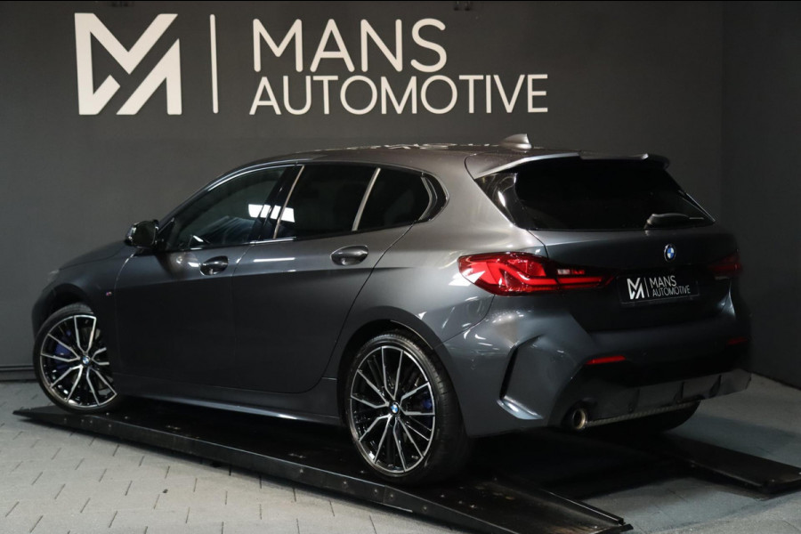 BMW 1-serie 118i M Sport / H&K / HUD / LIVE COCKPIT / LEDER / CAMERA / CARPLAY / 19''