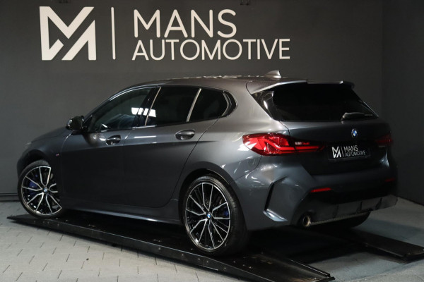 BMW 1-serie 118i M Sport / H&K / HUD / LIVE COCKPIT / LEDER / CAMERA / CARPLAY / 19''