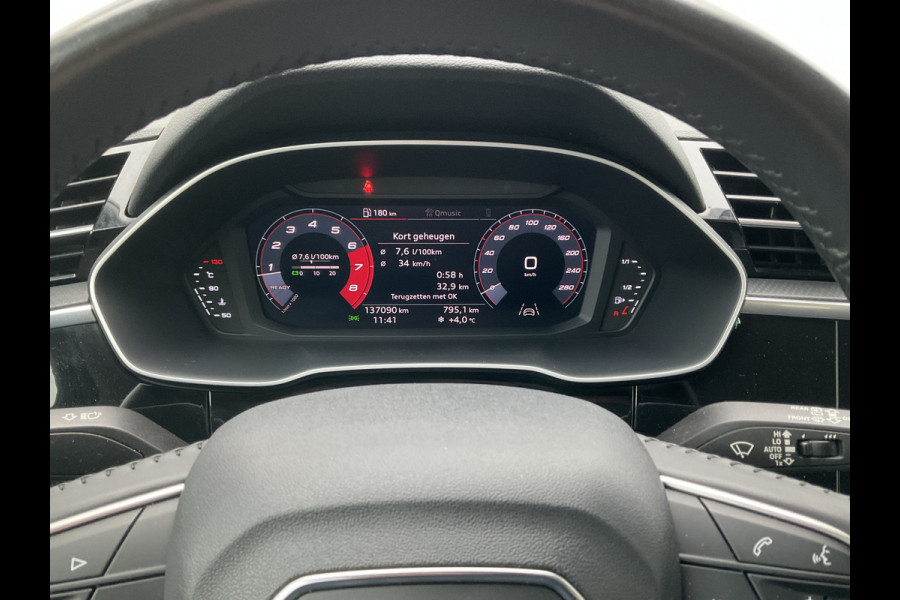 Audi Q3 35 TFSI 150pk Navi-Apple/Android Adaptive-CC Stoelverw Pro Line Trekhaak