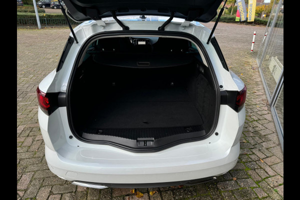 Renault MEGANE Estate 1.6 Plug-In Hybrid 160 R.S. Line Sportstoelen / Groot Navi / Metallic / Virtual cockpit / 1e eigenaar