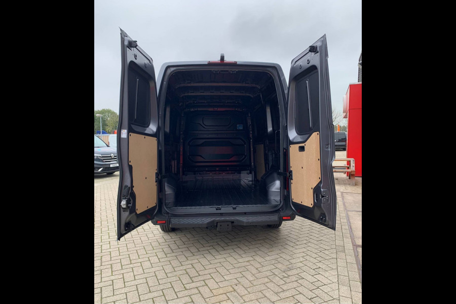 Renault Master T35 2.0 dCi 150 PK L2H2 Nieuw model, Camera, Trekhaak, Apple carplay