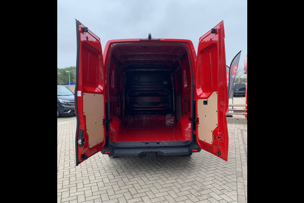 Renault Master T35 2.0 dCi 150 PK L2H2 Nieuw model, Camera, Trekhaak, Apple carplay