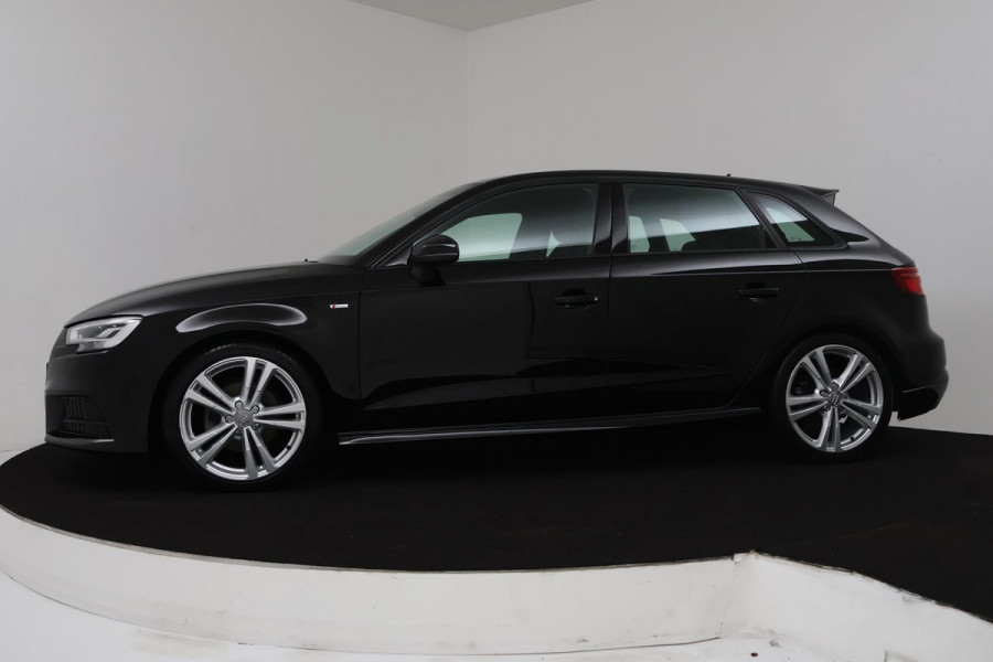 Audi A3 Sportback 35 TFSI CoD Advance Sport Automaat (VIRTUAL, NAVIGATIE, STOELV, CLIMATE, CRUISE, NL-AUTO, GOED ONDERHOUDEN)