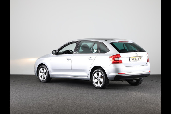 Škoda Rapid Spaceback 1.2 TSI Greentech JOY 90pk | Panoramadak | Navigatie | Climatronic | Parkeersensoren voor en achter