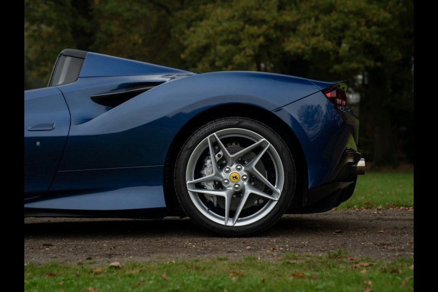 Ferrari F8 Spider 3.9 V8 HELE | Lift | 360 cam | Alcantara interieur! | Blu TDF