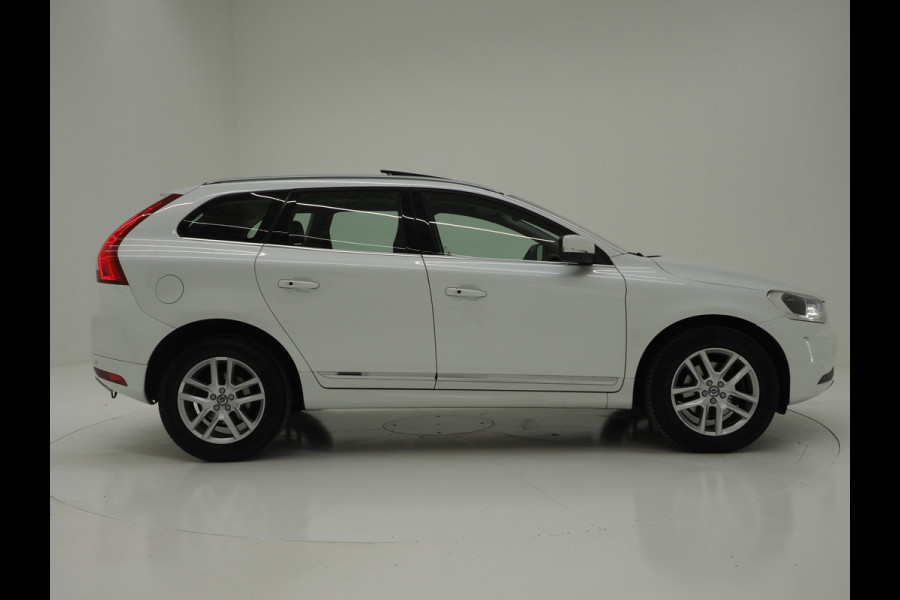 Volvo XC60 2.0 T5 FWD Summum | Panoramadak | Keyless | Adaptive | Camera | Trekhaak