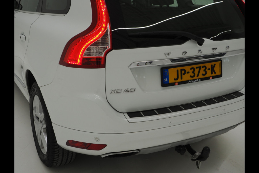 Volvo XC60 2.0 T5 FWD Summum | Panoramadak | Keyless | Adaptive | Camera | Trekhaak