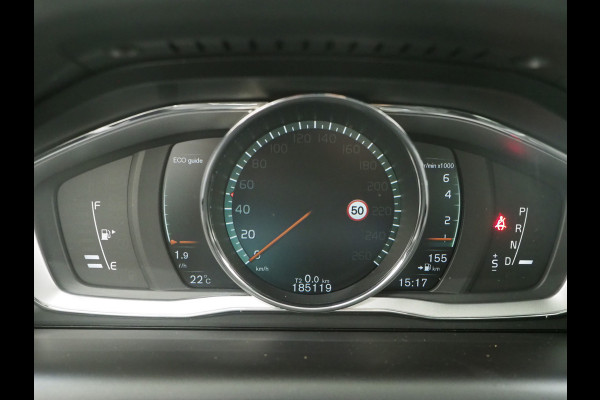 Volvo XC60 2.0 T5 FWD Summum | Panoramadak | Keyless | Adaptive | Camera | Trekhaak