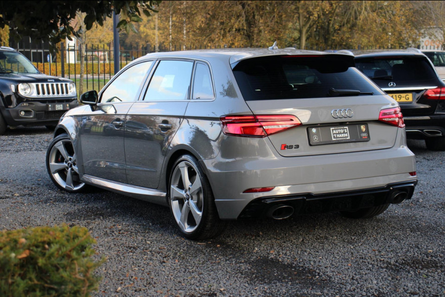 Audi RS 3 SPORTBACK 2.5 TFSI Quattro 400 PK Nardo Grey Dealer o.h Keyless Camera Leder PDC 19''