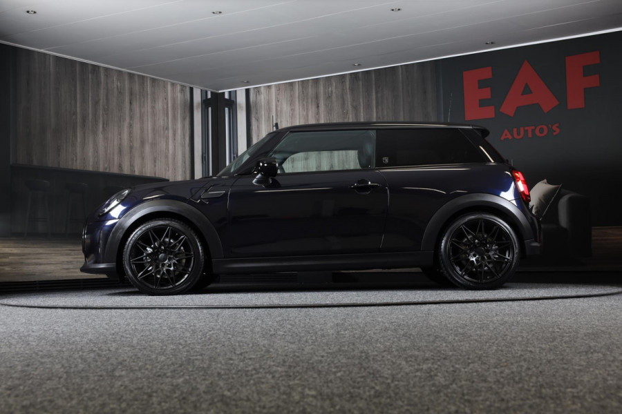 MINI Mini 1.5 Cooper Camden Plus Edition / AUT / Navi / Ecc / Elek Pakket / Camera / Digital Cockpit / Led / Pdc / 18 Inch