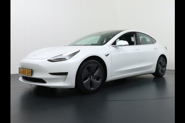 Tesla Model 3 SR+60kWh 325PK AutoPilot FSD.vb Premium-Luidsprekers Leer PanoDak Adaptive cruise 18" Camera's Elektr.-Stuur+Stoelen+Spiegels+Ge Ecc Navigatiesysteem full map LED-a+v Comfortstoel(en) ACC Dual-ECC DAB Voorverwarmen interieur via App Keyless via Telefoonsleutel One-Pedal-Drive