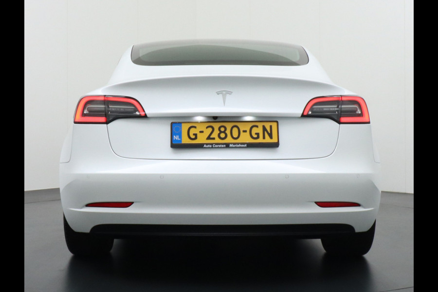 Tesla Model 3 SR+60kWh 325PK AutoPilot FSD.vb Premium-Luidsprekers Leer PanoDak Adaptive cruise 18" Camera's Elektr.-Stuur+Stoelen+Spiegels+Ge Ecc Navigatiesysteem full map LED-a+v Comfortstoel(en) ACC Dual-ECC DAB Voorverwarmen interieur via App Keyless via Telefoonsleutel One-Pedal-Drive