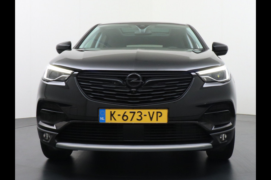 Opel Grandland X 1.6T 180PK Automaat Apple Carplay Android Auto Panoramadak Navi Ecc 360° Camera DAB Bluetooth Draadloze tel.lader Denon® Sound Dodehoek detector Lane Assist Lmv 19" Regen-Licht Sensor Pdc Adaptief licht Led Business Elegance 1e Eigenaar