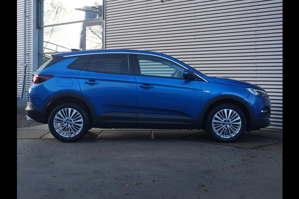 Opel Grandland X 1.2 Turbo Business Executive