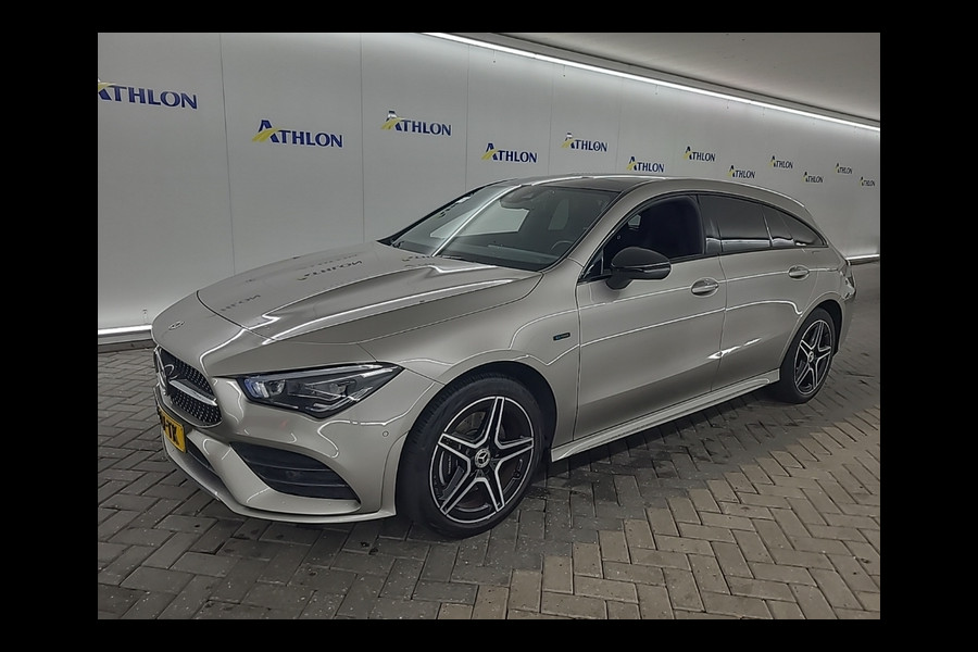 Mercedes-Benz CLA-Klasse Shooting Brake 250 e Business Solution AMG Limited [SCHUIFKANTELDAK, LEDER,  APPLE CARPLAY, ELEC STOELEN, CAMERA, CRUISE CONTROL, STOELVERWARMING, NIEUWSTAAT]