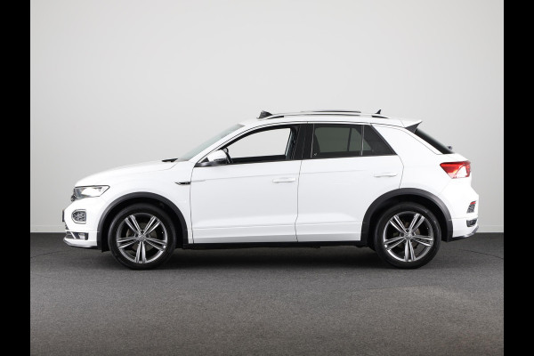 Volkswagen T-Roc 1.5 TSI Sport 150PK DSG (Automaat) | R-Line | Panorama dak | Stoelverwarming | Navigatie |