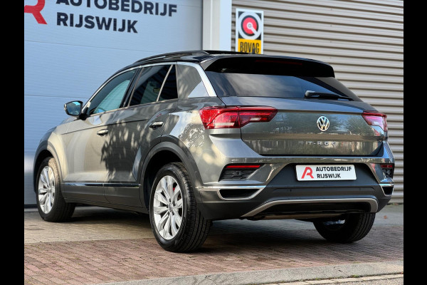 Volkswagen T-Roc 1.5 TSI Sport Pano/Virtual/Blindspot