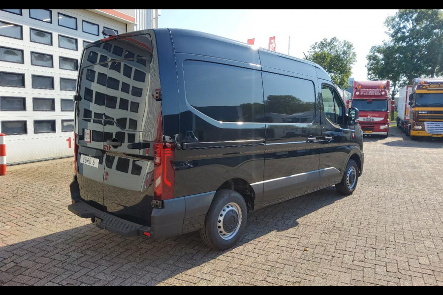 Renault Master 150.35 EURO 6 L2H2 GESLOTEN ZWART METALLIC