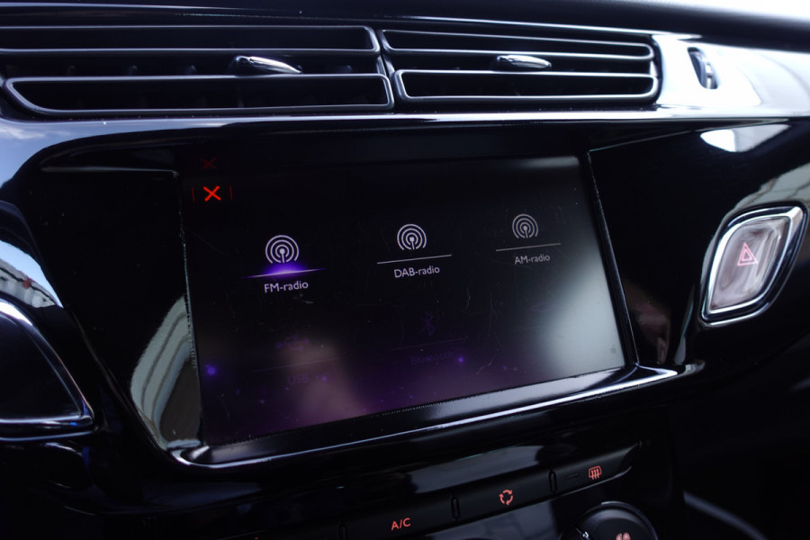 DS DS 3 1.2 PureTech Performance Line | AUTOMAAT | LEDER | NAV | CARPLAY | LED | LAGE KM!