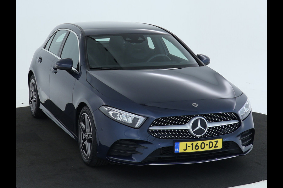 Mercedes-Benz A-Klasse 180 Business Solution AMG | Achteruitrijcamera | AMG-Line interieur | AMG-Line Exterieur | Smartphone-integratie | Stoelverwarming | Navigatie | Inclusief 24 maanden MB Certified garantie voor Europa.