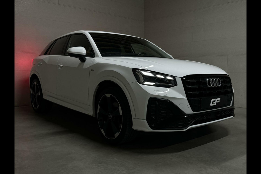 Audi Q2 35 TFSI S-Line Black Edition Virtual Carplay Camera