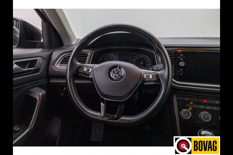 Volkswagen T-Roc 1.0 TSI Style 116 PK Adaptive cruise, Navigatie, App-connect, Lane assist, Autohold